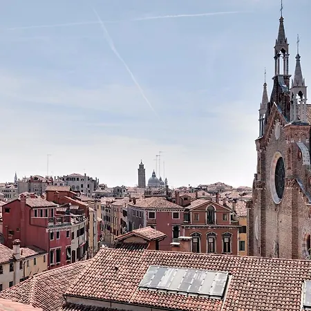Ca' Badoer Attic * Venedig