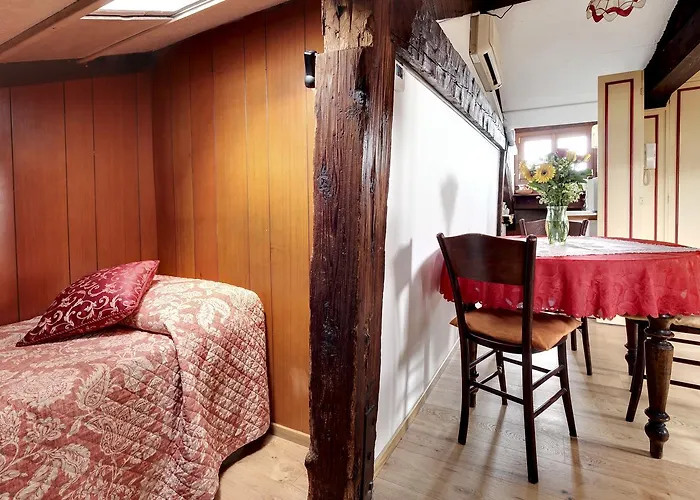 公寓 Ca' Badoer Attic 威尼斯